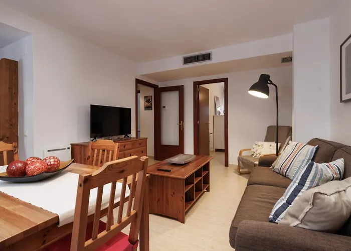 Lets Holidays Centric With Parking Tossa * Τόσα ντε Μαρ